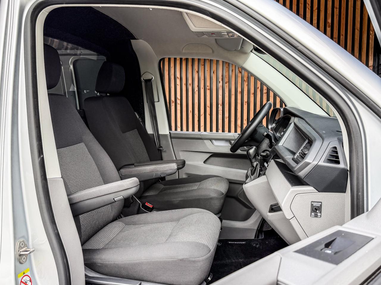 Volkswagen Transporter 2.0 TDI 150PK DSG L2H1 Marge incl. BTW en BPM | Volkswagen occasion