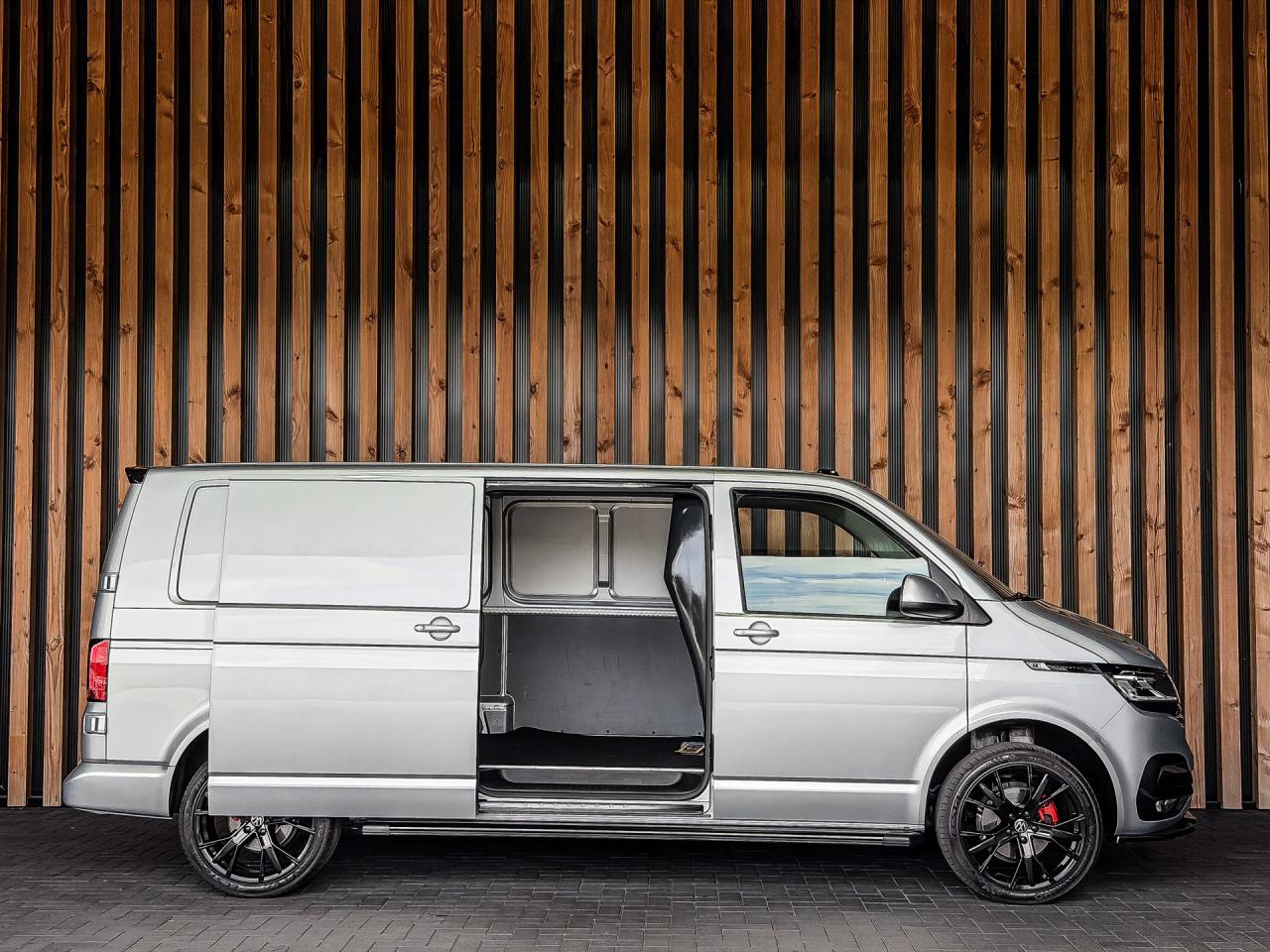 Volkswagen Transporter 2.0 TDI 150PK DSG L2H1 Marge incl. BTW en BPM | Volkswagen occasion
