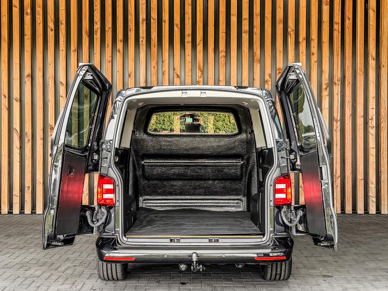 Volkswagen Transporter 2.0 TDI 204PK DSG Highline Dubbele Cabine | Volkswagen occasion